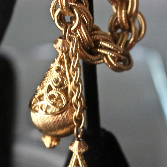 MONET JEWELRY SET NECKLACE BRACELOT EARRINGS GOLD VINTAGE - Picture 11 of 13